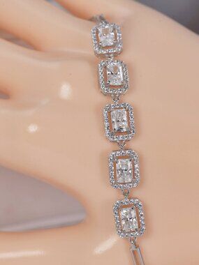 2.5 ct Radiant Cut Moissanite Bracelet 925 Sterling NWT 7"